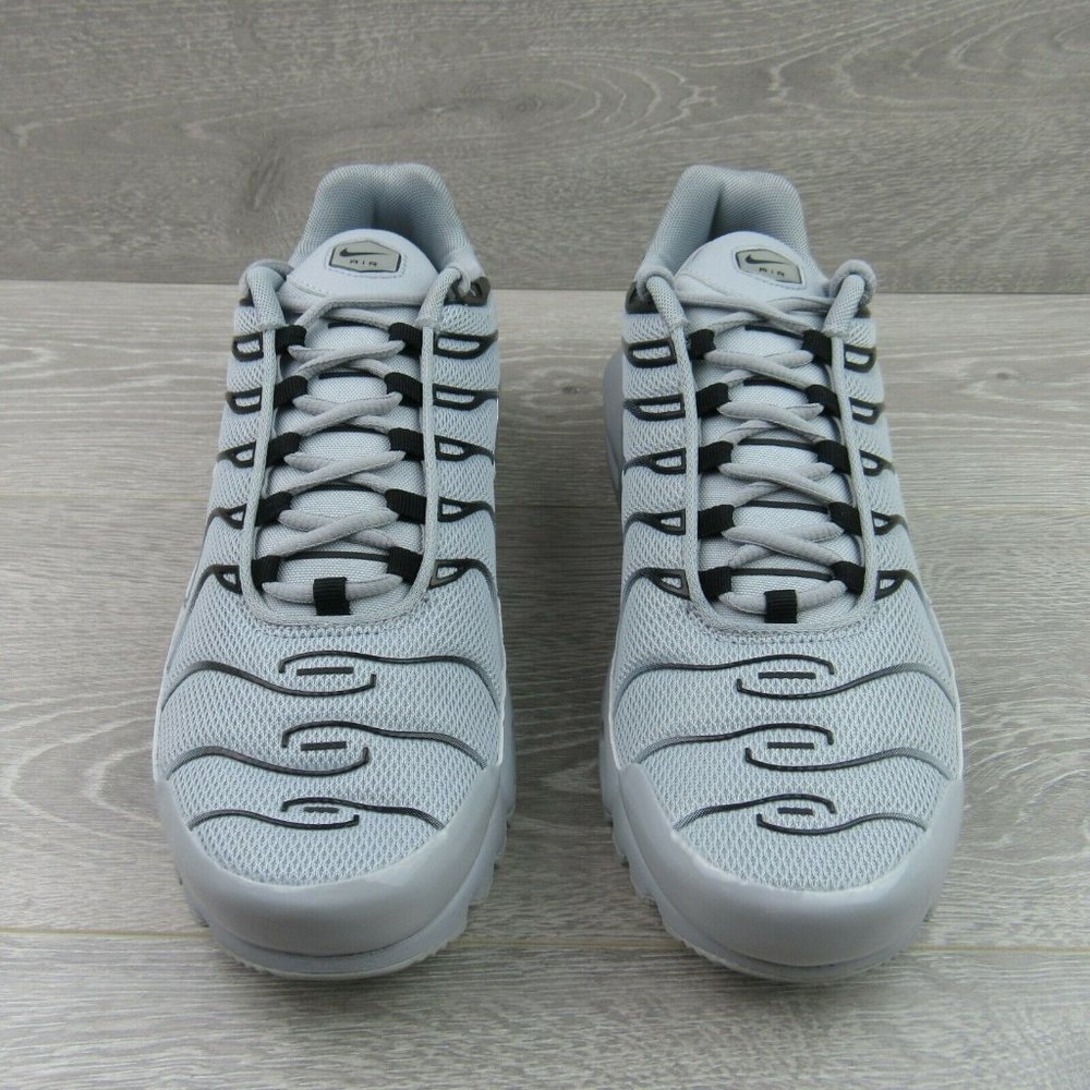 Nike Air Max Plus TN Grey Black Running Shoes - Picture 5 of 8